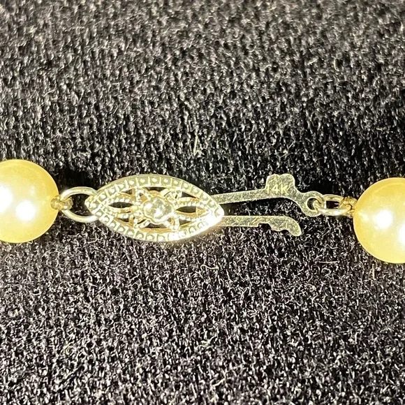 AUTHENTIC PEARL NECKLACE w/ 14K GOLD CLASP - 18” - Picture 5 of 7